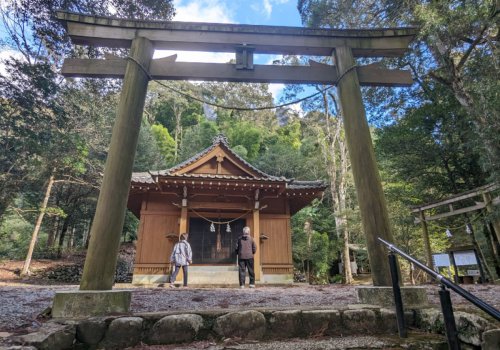 東米良観光｜山深い里に佇む伝統文化を守る銀鏡神社